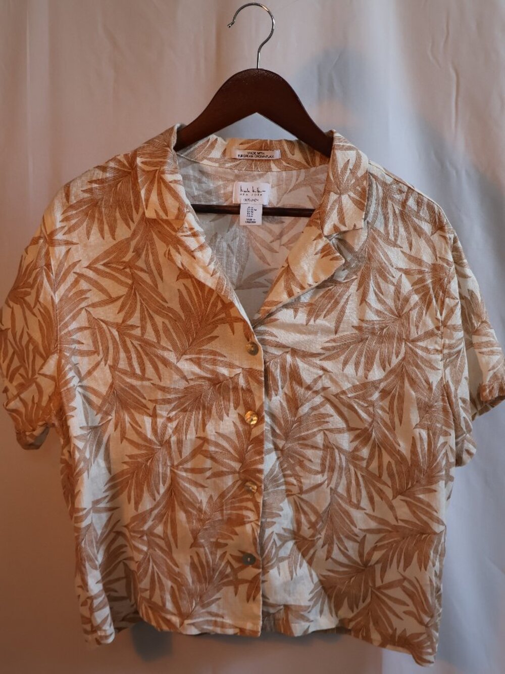 Nicole Miller New York Tan Palm Print Linen Button Front Shirt, Size Medium